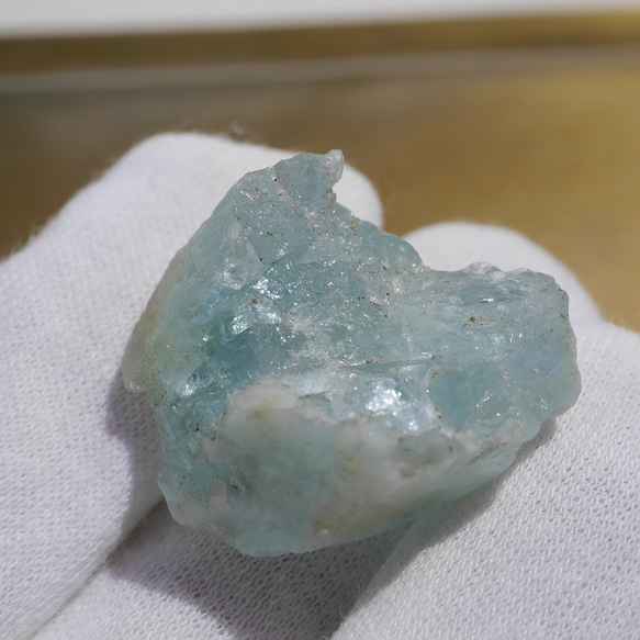 天然石アクアマリン約11g最大幅約30ｍm(ブラジル産)結晶原石鉱物ちょこっと虹入りラフ[aqm-221022-01] 7枚目の画像