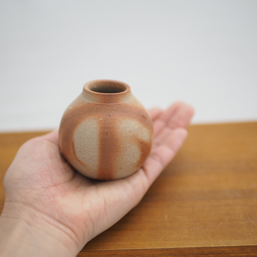 備前焼　　壺　花瓶　一輪挿し 備前ミニ一輪（ヒダスキ）ぷっくり 一輪挿し・花瓶・花器 Aco