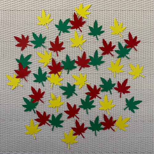 クラフトパンチ 紅葉 オーダー受付中(*´∇｀)！！ クラフトパンチ 紅葉 もみじ 楓 カエデ アルバム素材 保育園 幼稚園