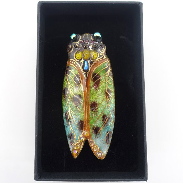 セミ（B）の七宝焼ブローチ【受注制作】 4,818円