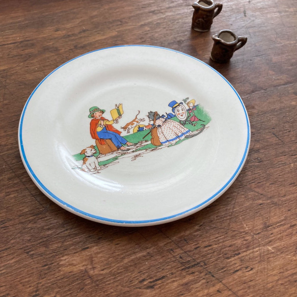 アンティークままごと用小皿　キッズプレート　ままごとキッチン　ナチュラル　イギリス　フランス　キッズ柄　ねこイラスト 5枚目の画像