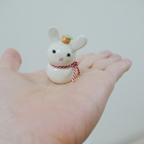 卯年（うさぎ）の鏡餅のイラスト | 園だより、おたよりで使える