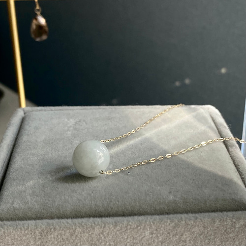 本翡翠の10金ネックレス K10刻印あり ネックレス・ペンダント