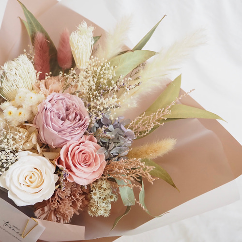 ニュアンスカラーのプリザーブドフラワー 花束 bouquet