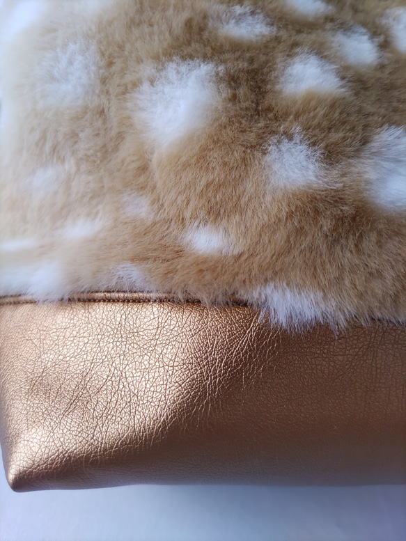 バンビのふわふわ巾着ショルダーバッグ（ゴールド） 10枚目の画像