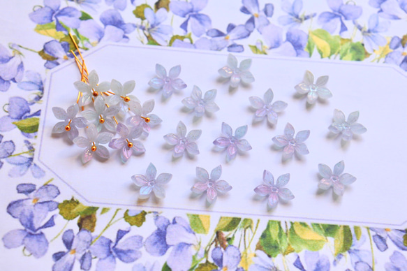 新作★ジャスミン　キキョウ　お花のアセテートパーツ　パープルレインボーカラー 3枚目の画像
