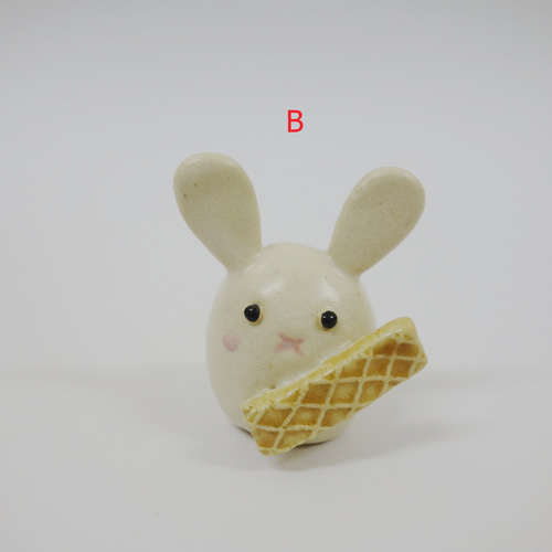 うさぎとウエハース うさぎとにんじん 陶器 置物 その他置物 つちもの