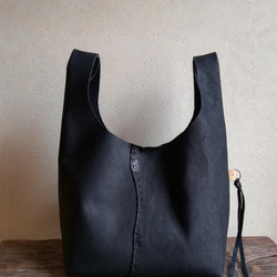 my Bag -mini-　黒色✗生成り　ピッグスキンレザー 1枚目の画像