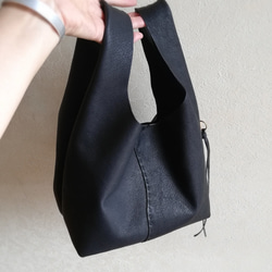 my Bag -mini-　黒色✗生成り　ピッグスキンレザー 12枚目の画像