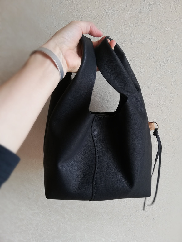 my Bag -mini-　黒色✗生成り　ピッグスキンレザー 9枚目の画像