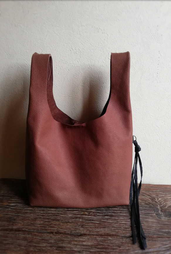 my Bag -mini-　チョコレート✗黒色　ピッグスキンレザー 1枚目の画像