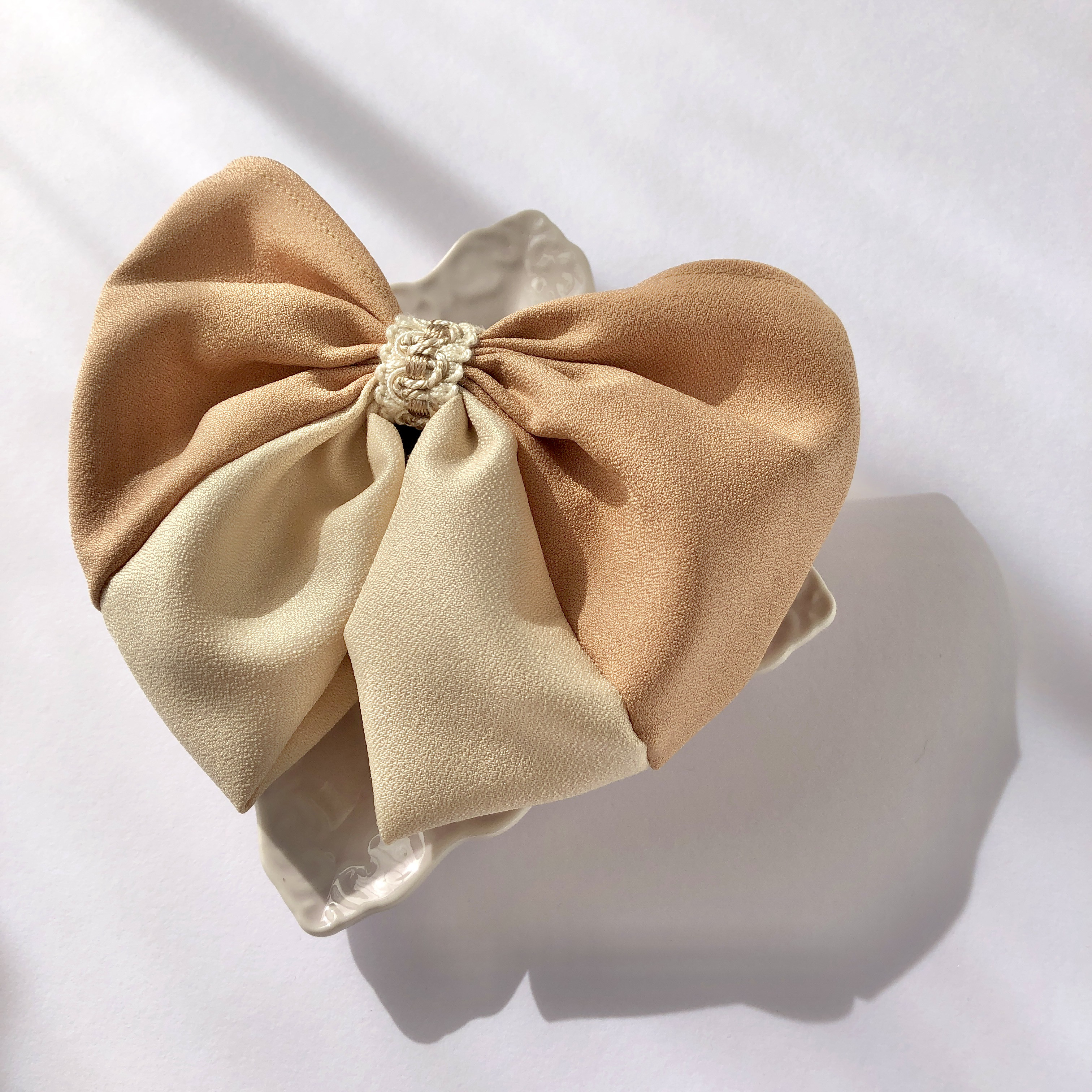 カプチーノカラー☕️ネット付きリボンバレッタ　シニヨンネット　簡単かわいいヘアアレンジ