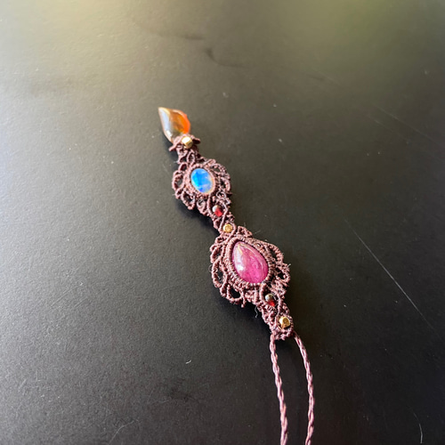 希少石アンモライト×ルビー×オパール×ガーネットのマクラメネックレス