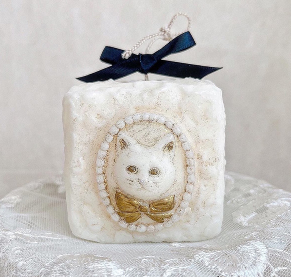 antique candle〈ねこのカメオ〉　猫　ねこ　インテリア　雑貨　キャンドル　誕生日　プレゼント　ホワイトデー 1枚目の画像