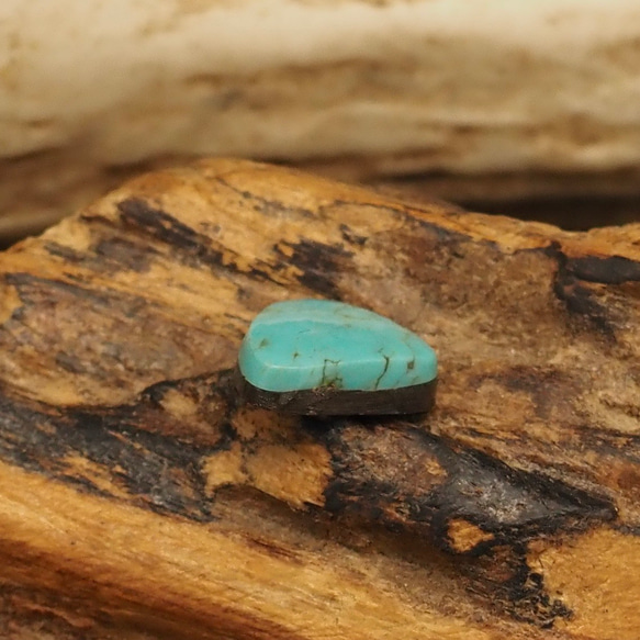 2,5ct Hachita Turquoise ハチタターコイズ H-35 ルース 天然石 ハンドメイド材料 ナチュラル 2枚目の画像