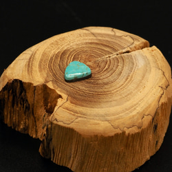 2,5ct Hachita Turquoise ハチタターコイズ H-35 ルース 天然石 ハンドメイド材料 ナチュラル 3枚目の画像