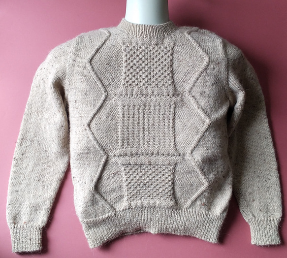 幾何学模様のセーター 2枚目の画像