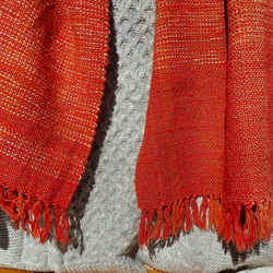手織り　ウールとシルクのやさしいマフラー　作品2221 3枚目の画像