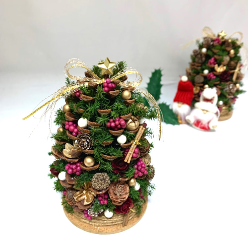 ꫛꫀꪝ✧‧˚ジャンボ松ぼっくりのクリスマスツリー