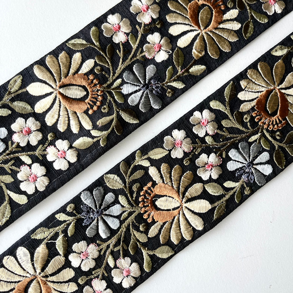 【50cm】インド刺繍リボン　ブラックxゴールド　シルク　FS471 5枚目の画像