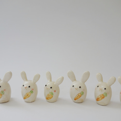 ナルミ製　陶器　うさぎとりすの置物 ナルミ製 陶器 うさぎとりすの置物 ナルミ製陶器うさぎとりすの置物