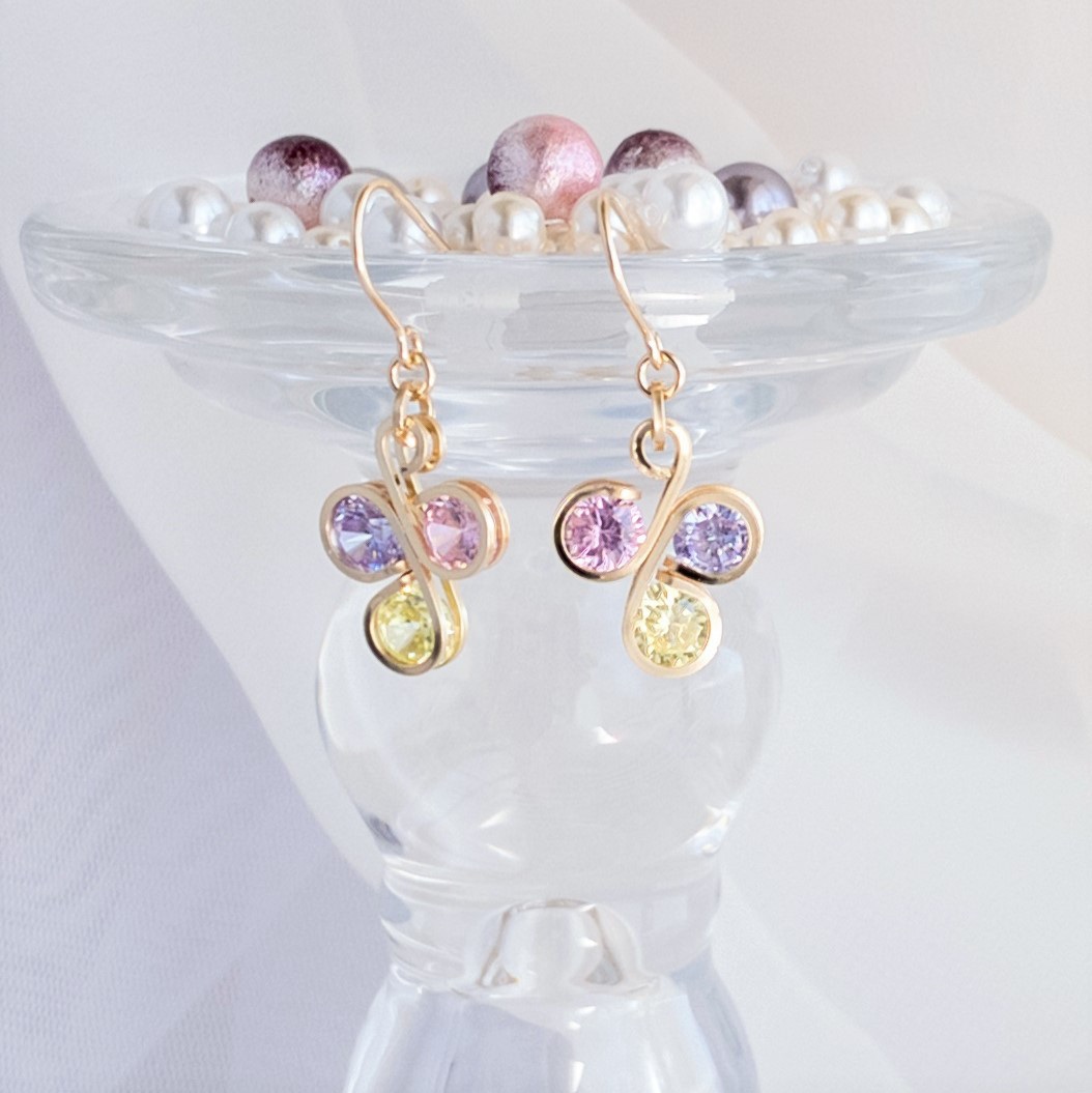 ＜クレール＞Clair 14kgf シャムロック（三つ葉のピアス）