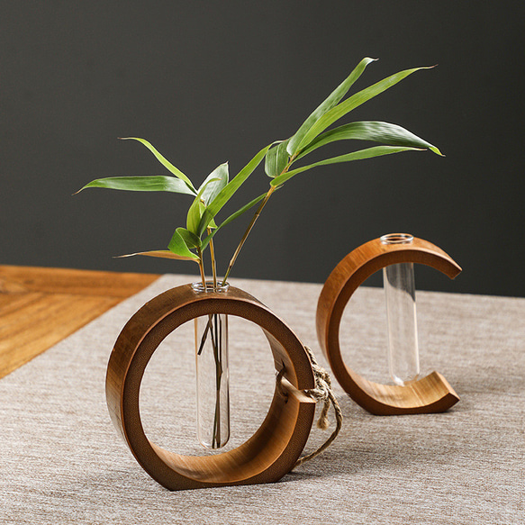 竹製手作りの花器2本セット