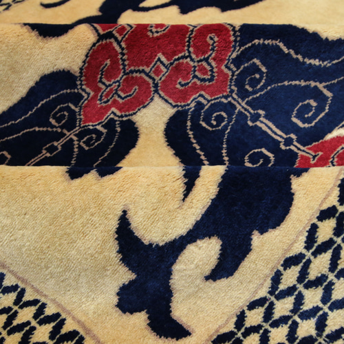 パキスタン手織り絨毯　 ウール　アクセントラグ 　size:121×72cm パキスタン手織り絨毯 ウール アクセントラグ size:121×72cm