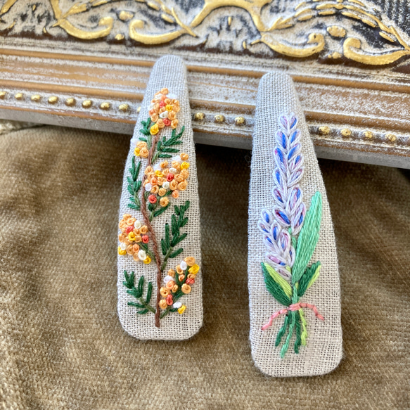 手刺繍ヘアピン ラベンダー　lavender　ぱっちんどめ 2枚目の画像