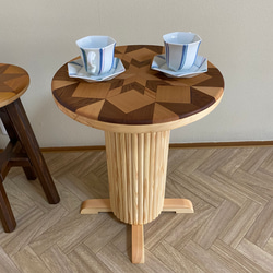サイドテーブル（寄木装飾）【受注販売】 2枚目の画像