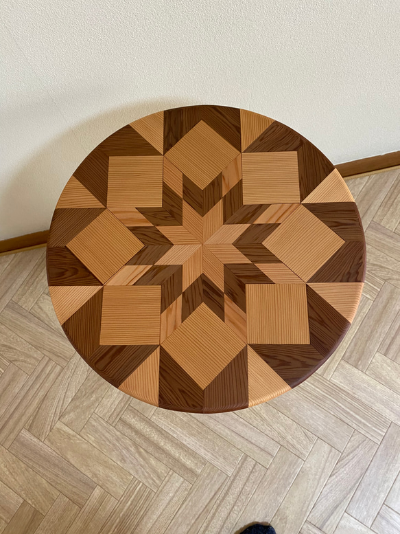 サイドテーブル（寄木装飾）【受注販売】 6枚目の画像