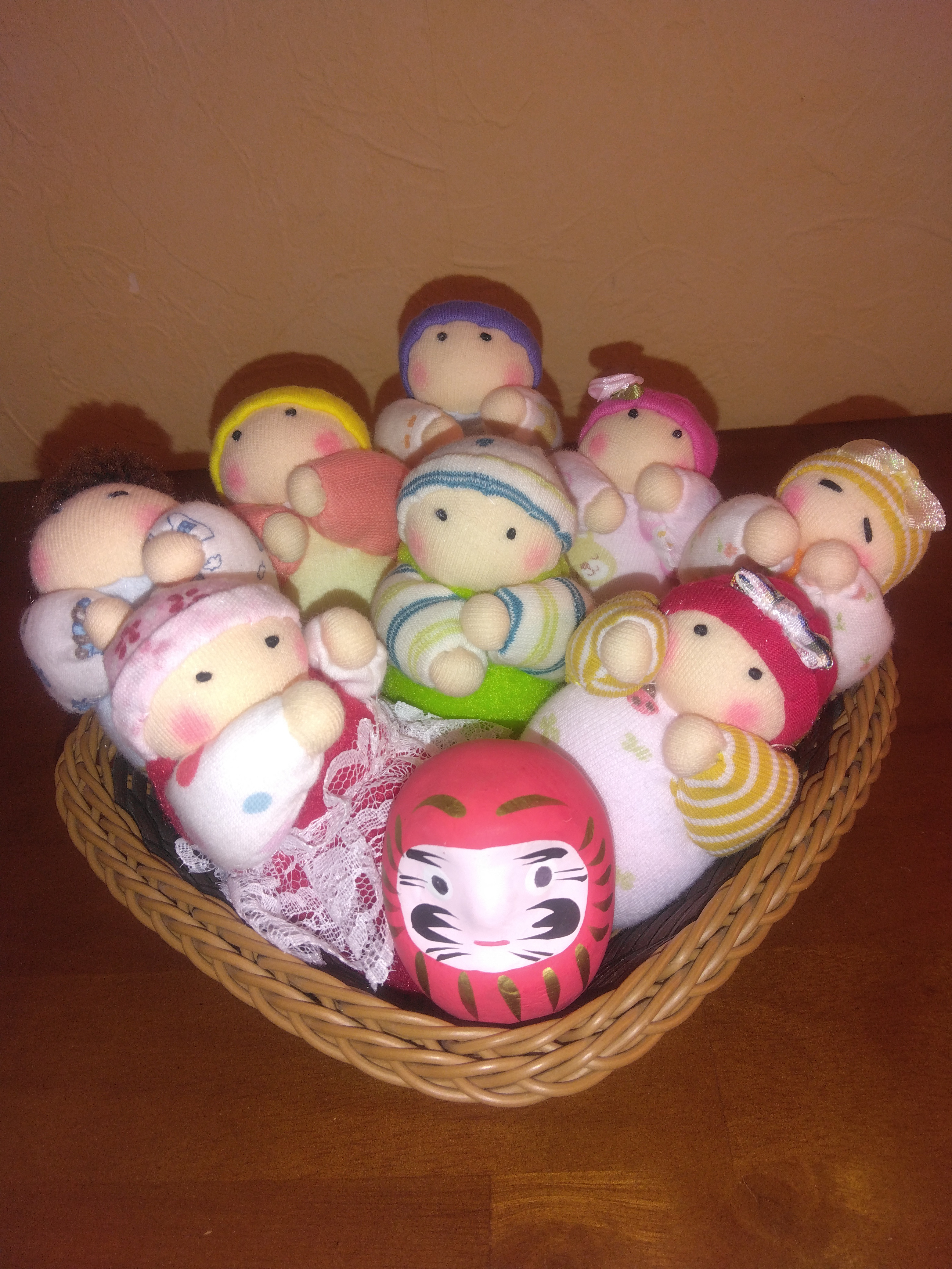 Creema限定新春福袋2025　赤ちゃん人形(容器付き8個入り）