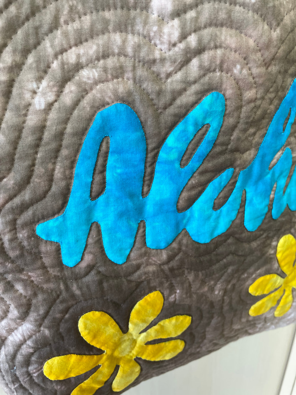 Aloha!プルメリアとモンステラのバッグ*ハワイアンキルト 6枚目の画像