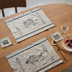 HAyU fabric -kitchen fabrics- コットンリネン刺繍ランチョン