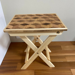 サイドテーブル・スツール【折りたたみ式】【寄木装飾:立体感模様】 1枚目の画像