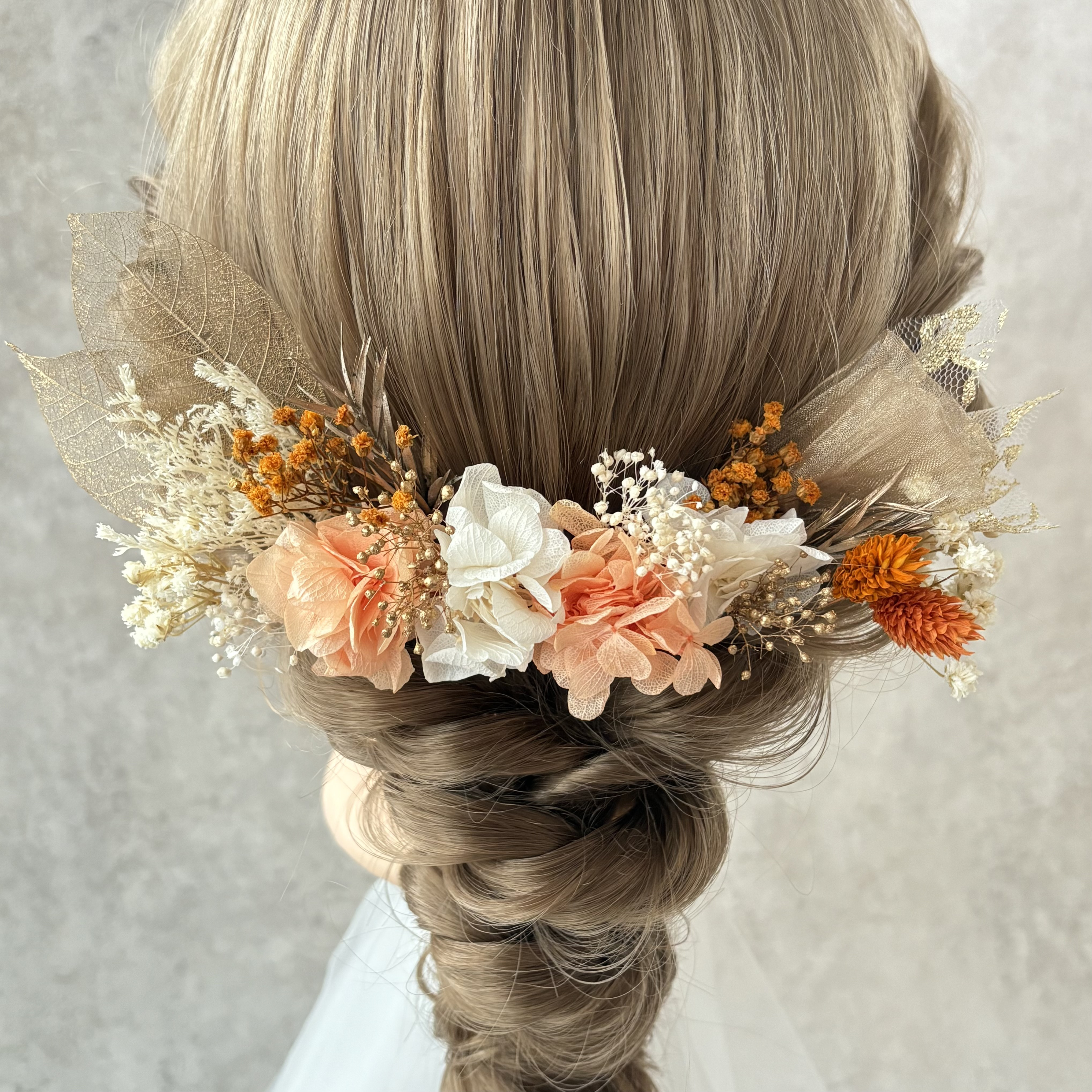 【soleil】オレンジ×ホワイト　お花の髪飾り　プリザーブドフラワー  ドライフラワー　結婚式　成人式　卒業式