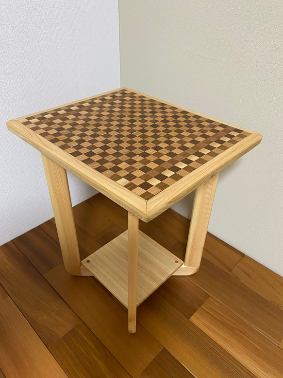 サイドテーブル/飾り台（寄木装飾※寄木細工） 3枚目の画像