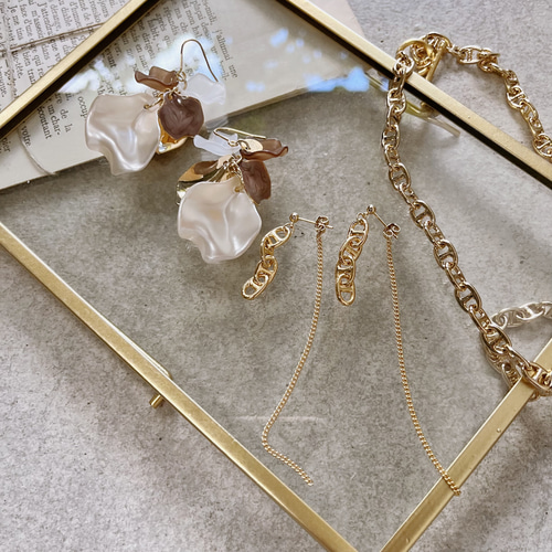 セット送料無料 ここさん_agete チャー付きピアス | ochge.org