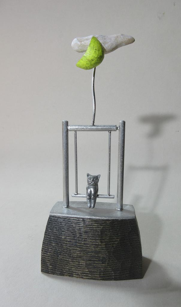 受注制作　ミニオブジェ「ぶらんこネコ」