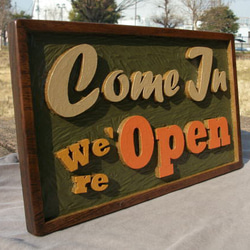 木製　看板「Come In We're Open」 ケヤキ　無垢板 2枚目の画像