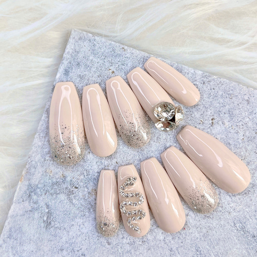 チップ種類、カラー・パーツ変更可能》シンプルベージュラメ