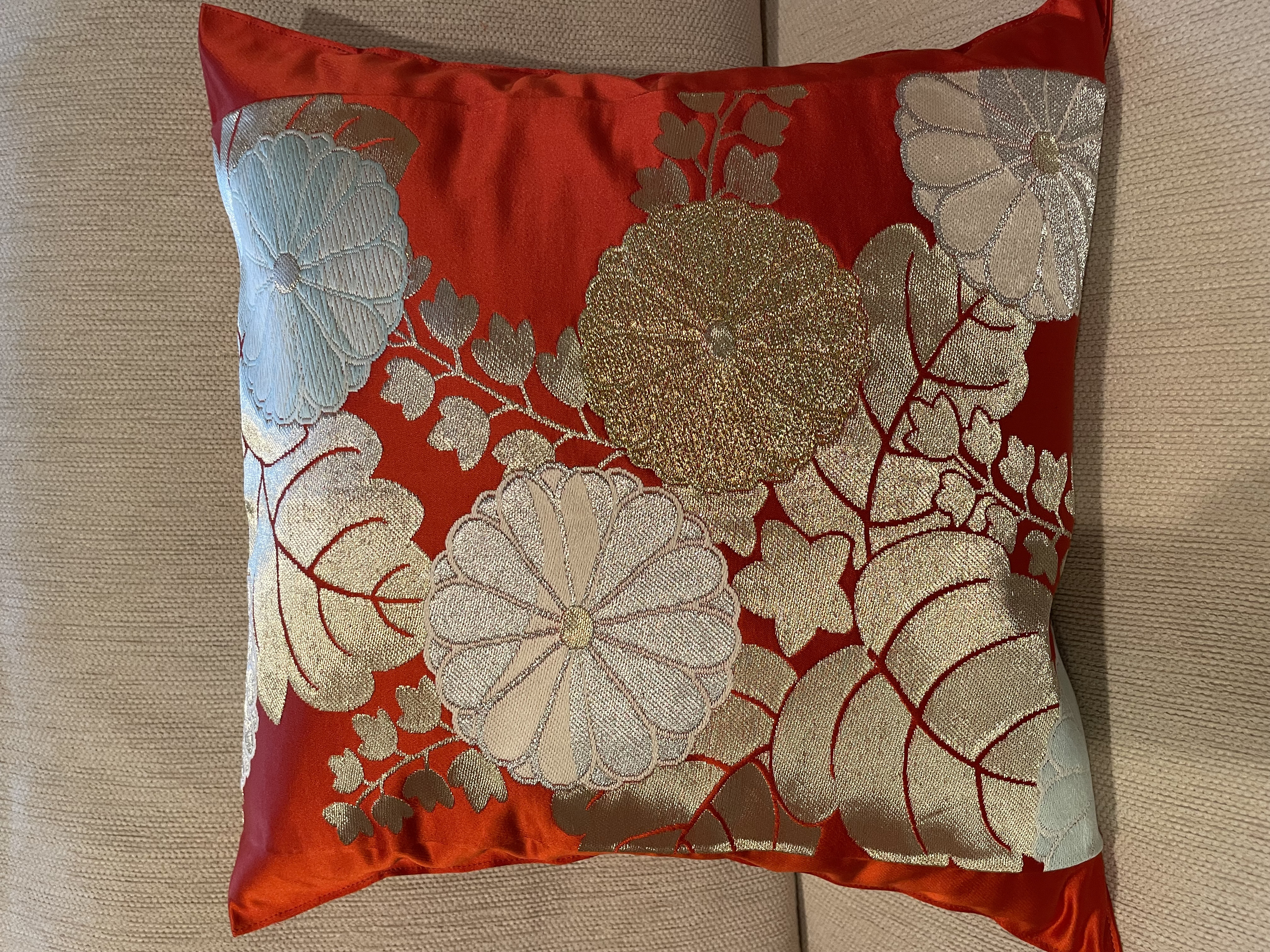 帯リメイク 2982豪華刺繍の正絹クッションカバー45cm✖️45cm