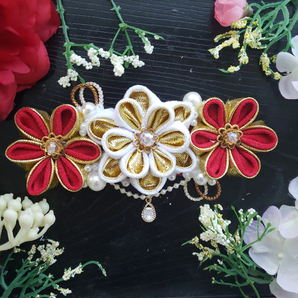 つまみ細工　帯留め　帯飾り　　七五三　成人式　金　花魁　振り袖　着物　帯　パール つまみ細工 帯留め 帯飾り 七五三 成人式 金 花魁 振り袖 着物