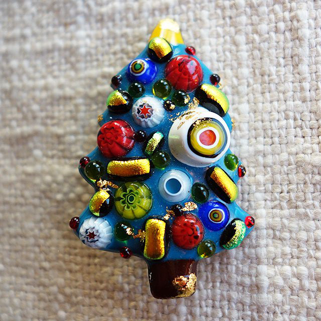 クリスマスツリー（1）の七宝焼ブローチ【受注制作】