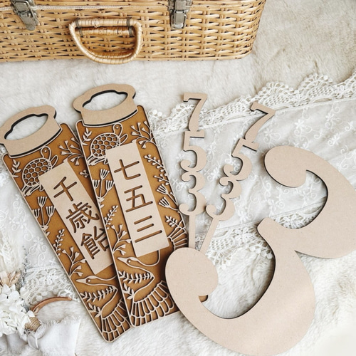 Mサイズ】木製*千歳飴袋風プレート 七五三 753 撮影 小物 アイテム 前