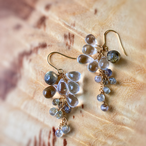 天然石＊艶々水晶とナチュラルサファイアのピアス／イヤリング  