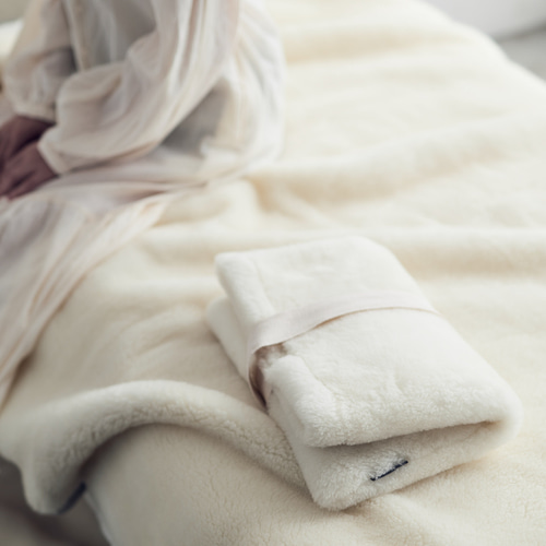 軽くて暖かい メリノウール【SERENE】ウール 湯たんぽカバー 毛布 天然