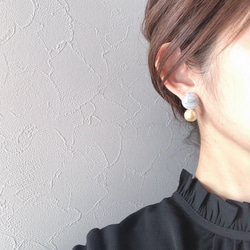 グレー×キスカハニーコットンパール　＊サージカルステンレスピアス　樹脂/チタン/k14gf/イエロー/黄色 5枚目の画像