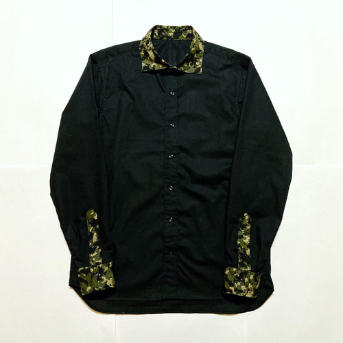 Men's] 黒シャツ×迷彩柄 メンズシャツ M シャツ・ブラウス