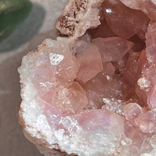 希少】 ピンクアメジスト✨ クラスター ラフストーン ジオード 原石